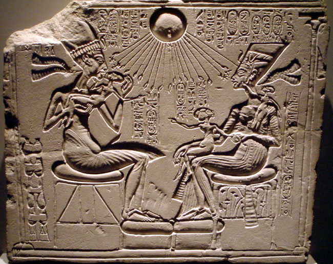 Akhnaton e Nefertiti