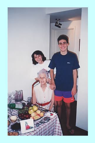 Minha mãe ainda com relativa saúde.